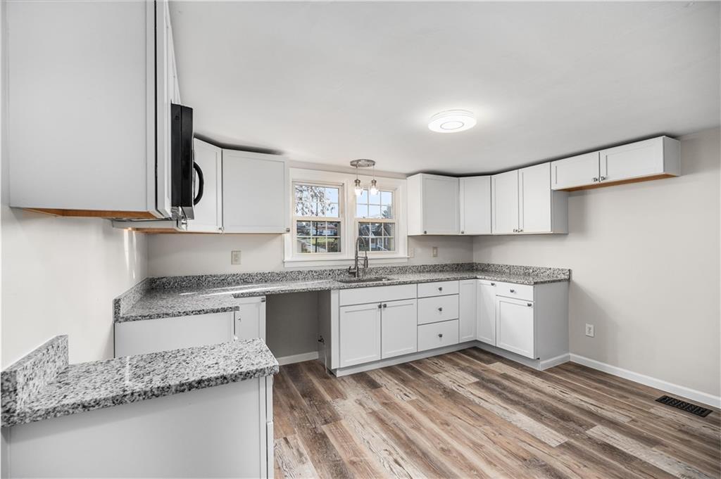 1299 Marshall Road Monaca, PA 15061 - Photo 5 of 25 Gallery Image 5