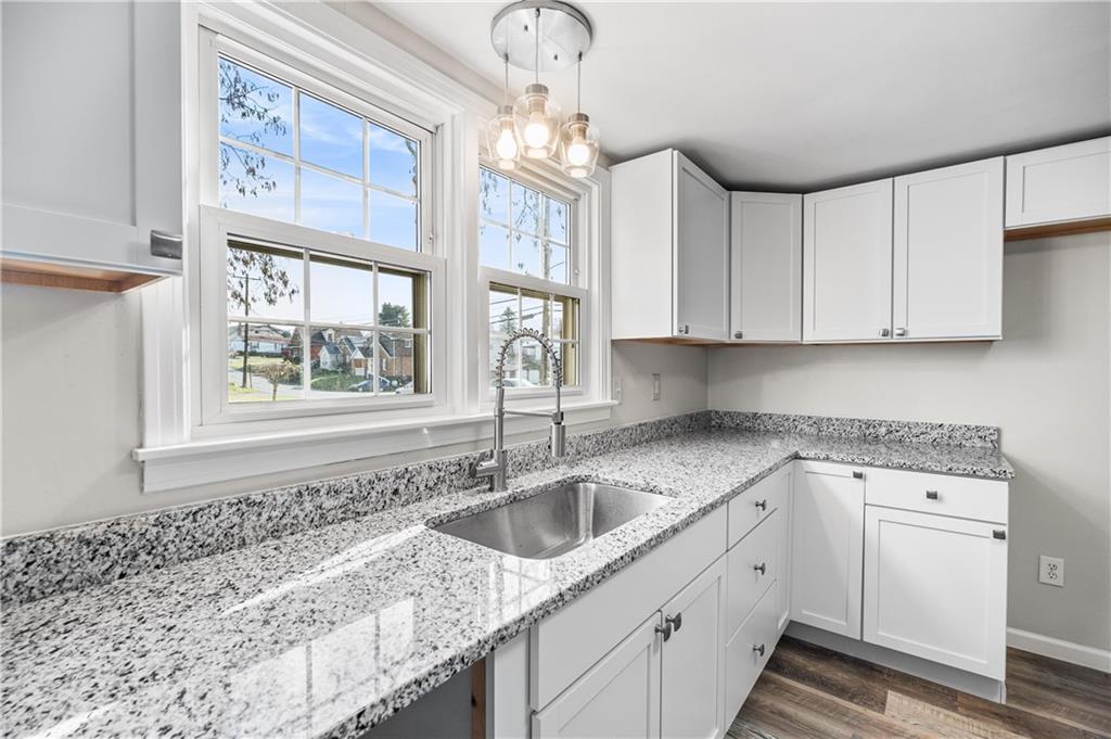 1299 Marshall Road Monaca, PA 15061 - Photo 6 of 25 Gallery Image 6