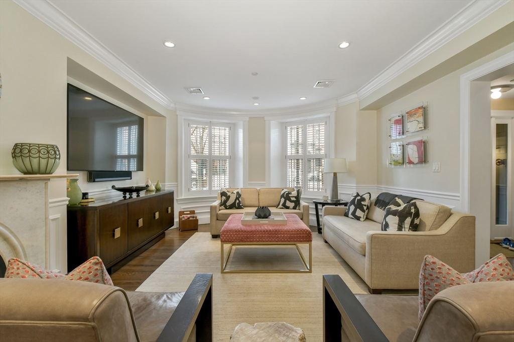 602 Tremont Street, Unit 1 Boston, MA 02118 - Photo 1 of 27