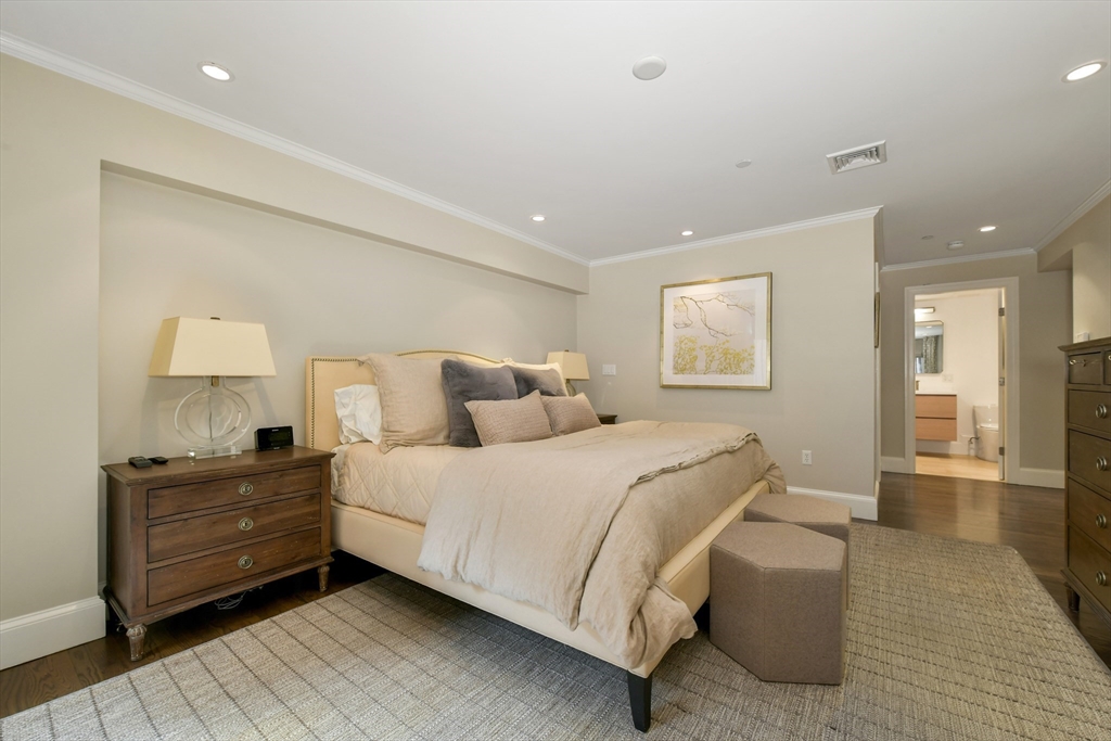 602 Tremont Street, Unit 1 Boston, MA 02118 - Photo 17 of 27
