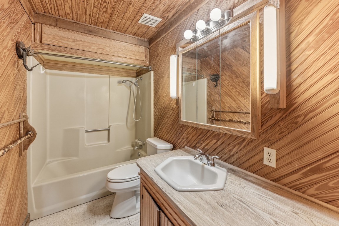 179 Main Street Huntsville, TX 77340 - Photo 23 of 41