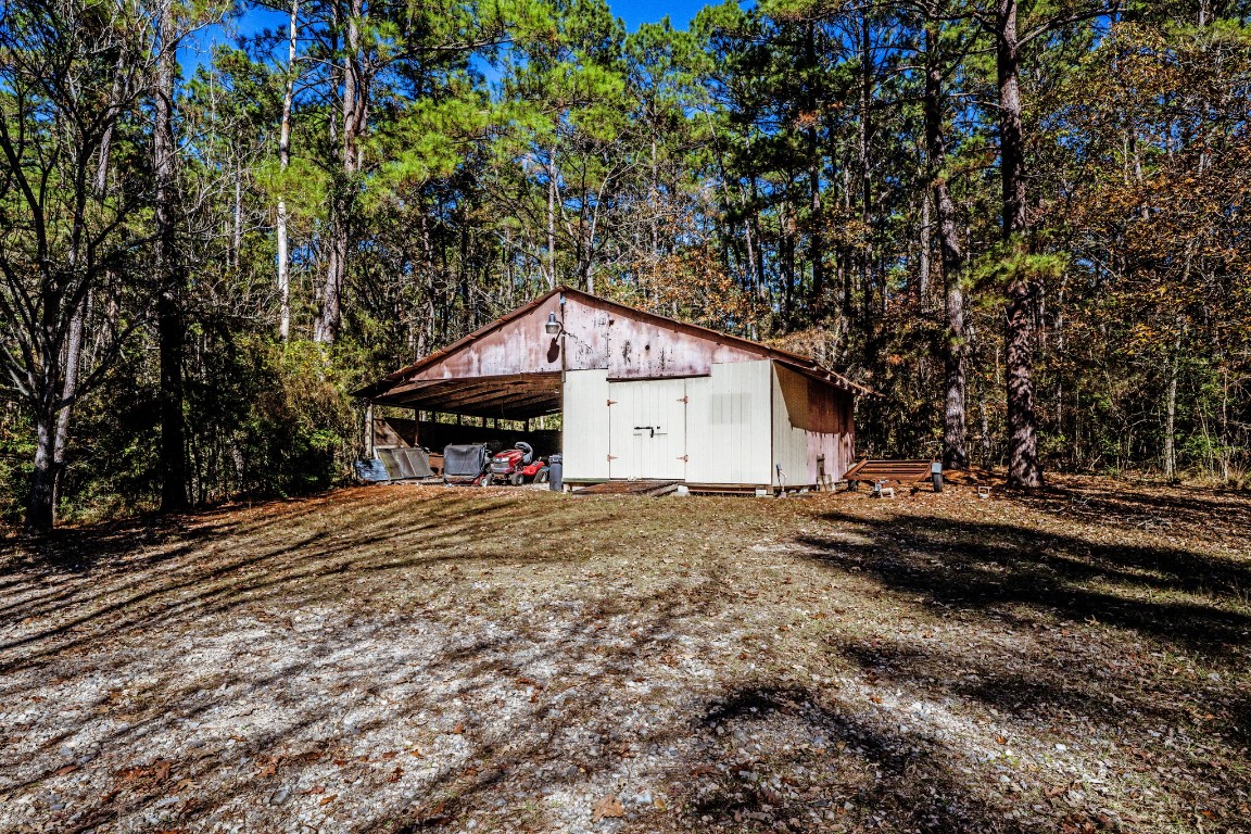 179 Main Street Huntsville, TX 77340 - Photo 33 of 41