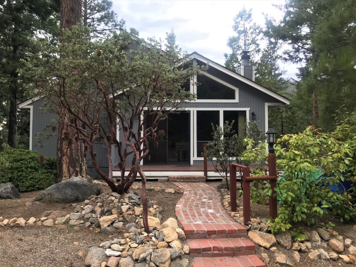 55441 Howland Road Idyllwild, CA 92549 - Photo 38 of 40 a view of house with a outdoor space