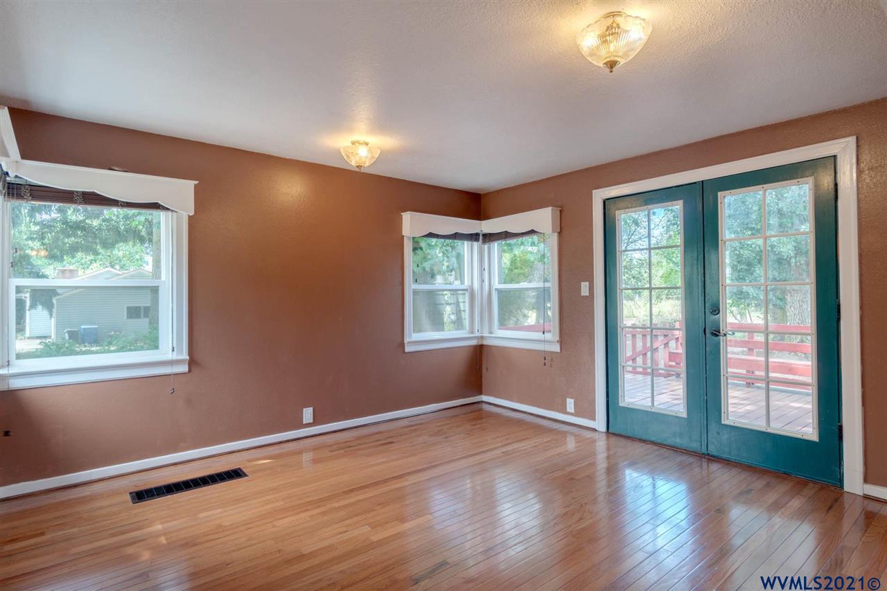 13373 Marlatt Road South Jefferson, OR 97352 - Photo 8 of 37
