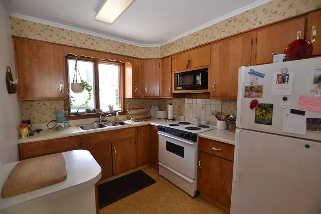 $490,000 | 98 South Main Street, Northfield, VT 05663