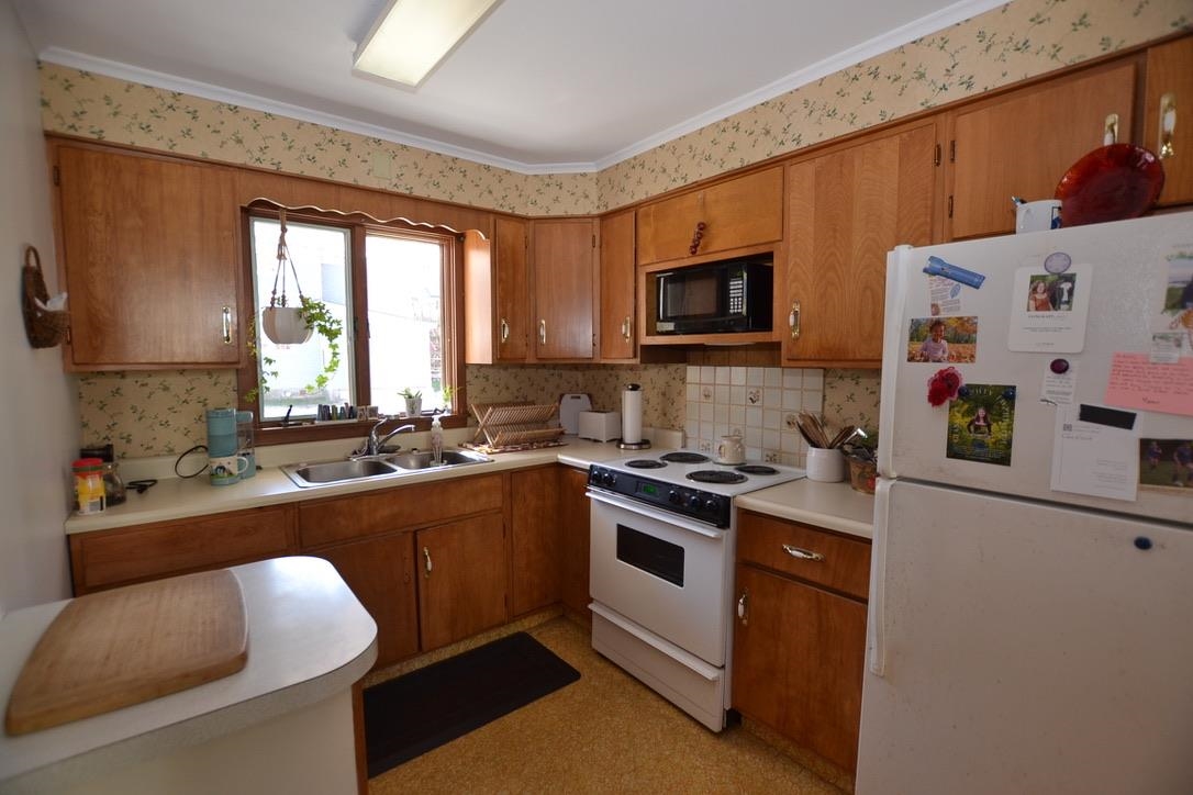 98 South Main Street Northfield, VT 05663 - Photo 23 of 33