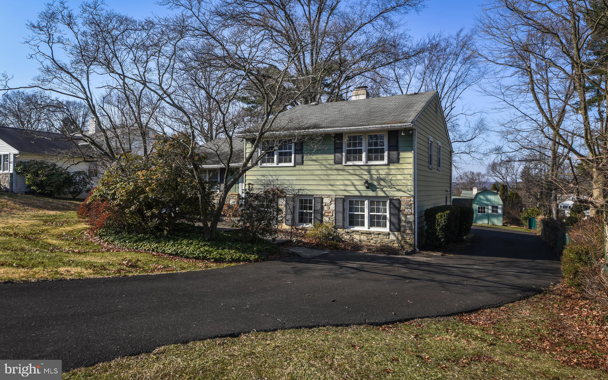 305 Suffolk Road Flourtown, PA 19031 - Photo 2 of 33 Front