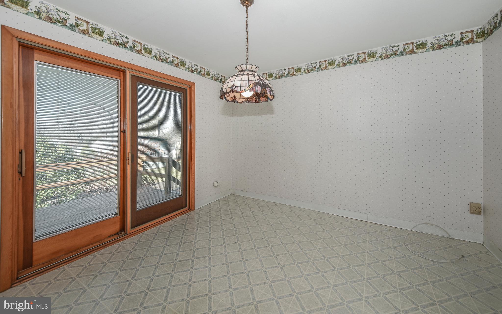 305 Suffolk Road Flourtown, PA 19031 - Photo 12 of 33 Kitchen/Back Door