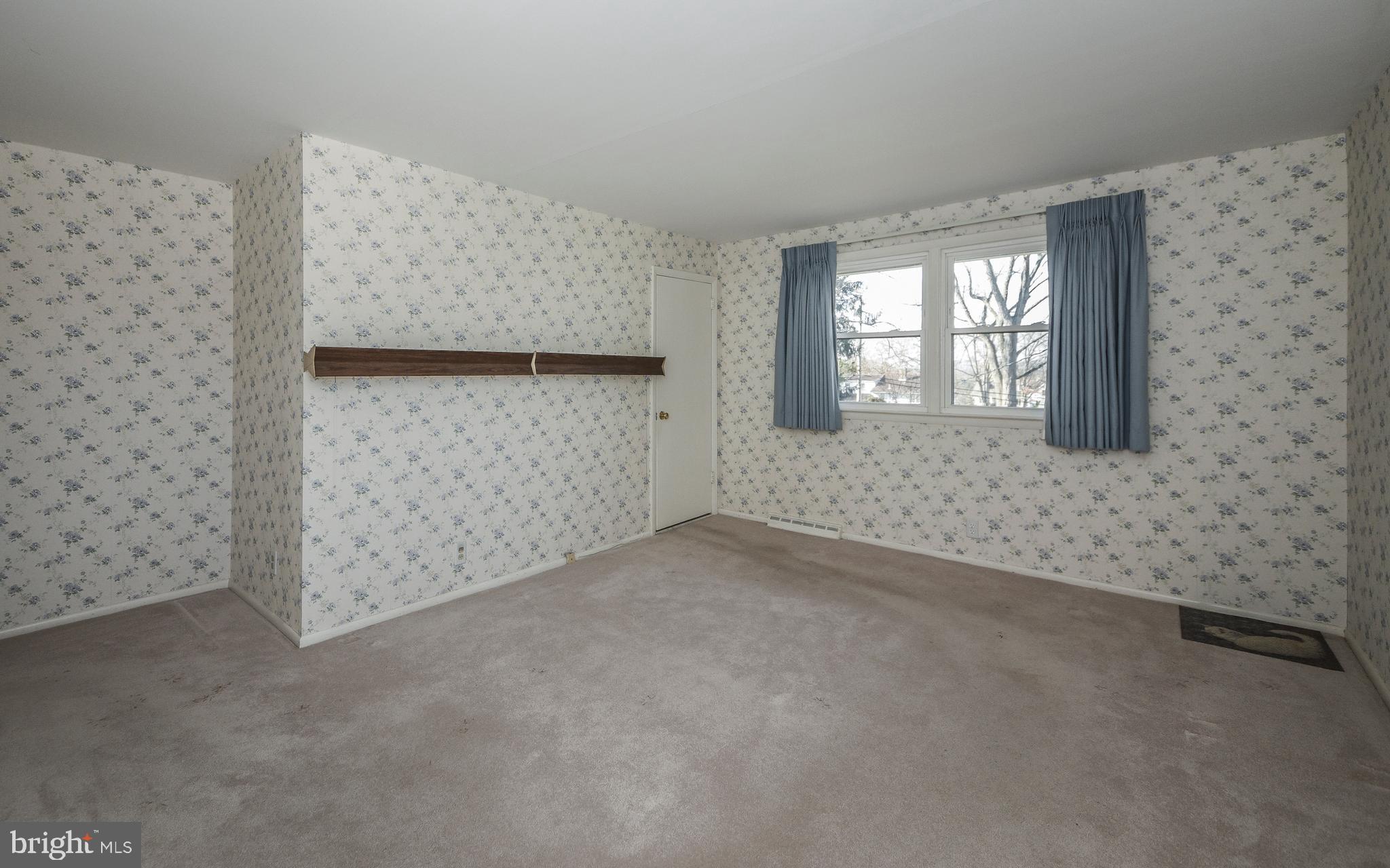 305 Suffolk Road Flourtown, PA 19031 - Photo 14 of 33 Master Bedroom