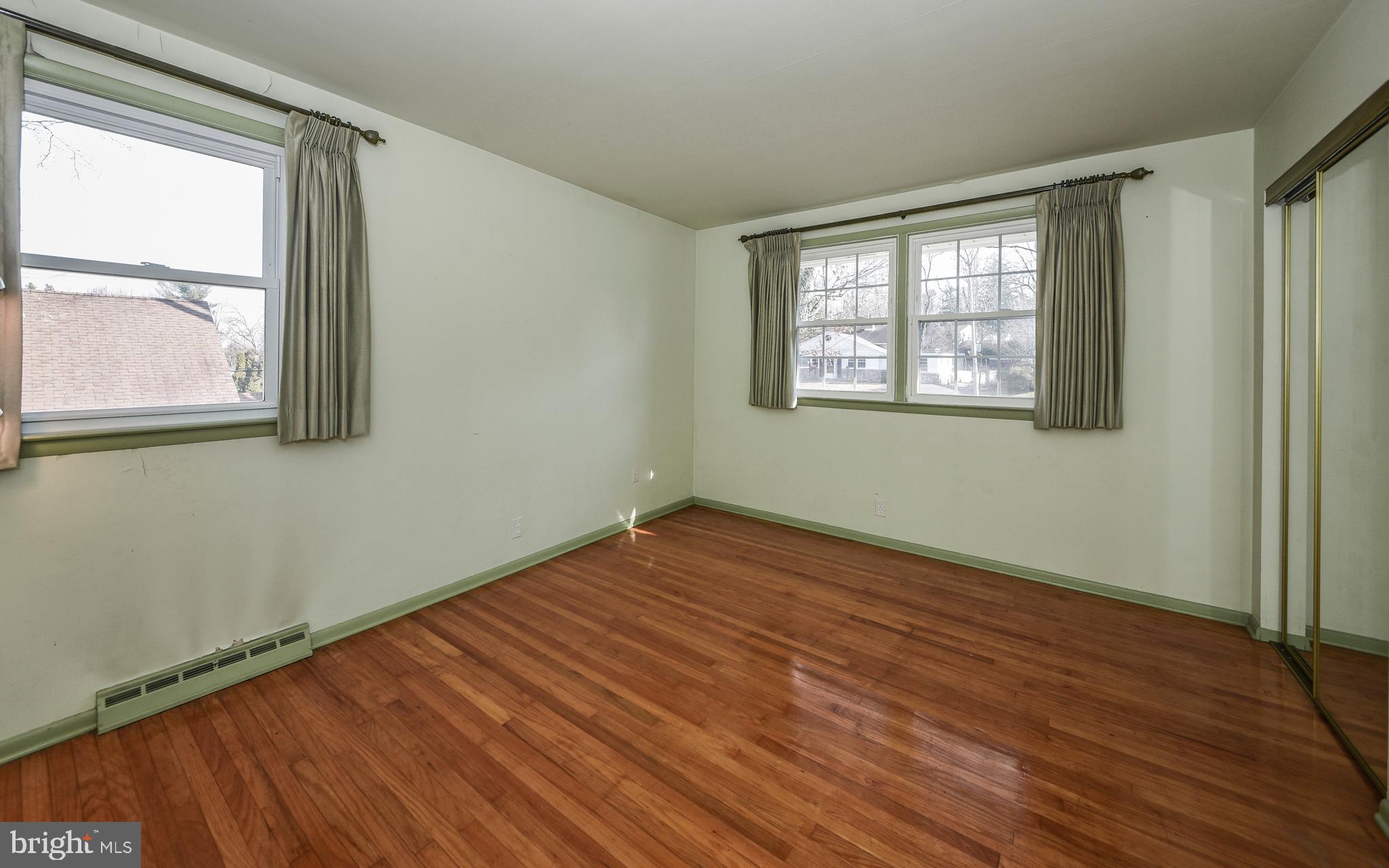 305 Suffolk Road Flourtown, PA 19031 - Photo 18 of 33 Bedroom 3