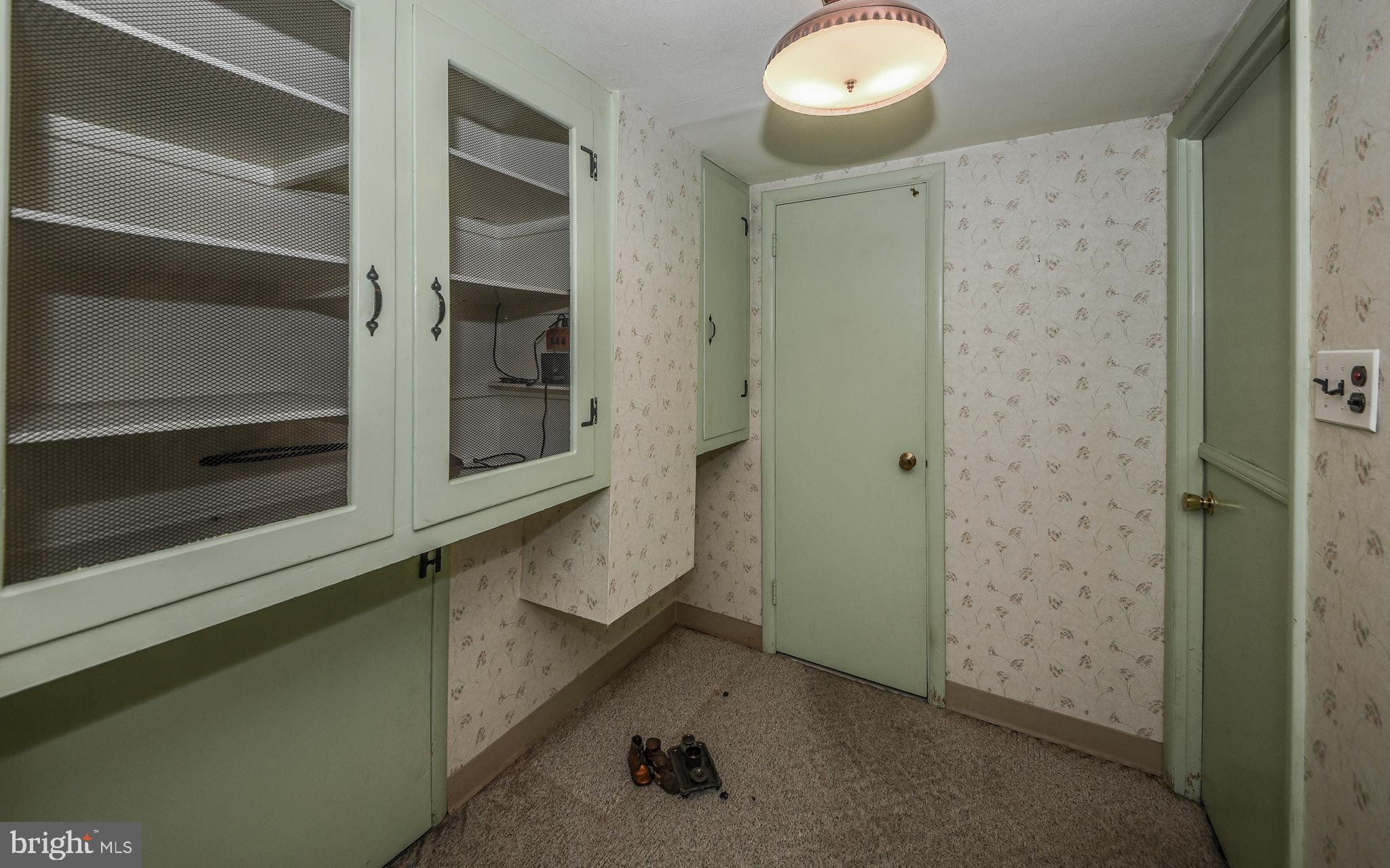 305 Suffolk Road Flourtown, PA 19031 - Photo 23 of 33 Lower Level Hall