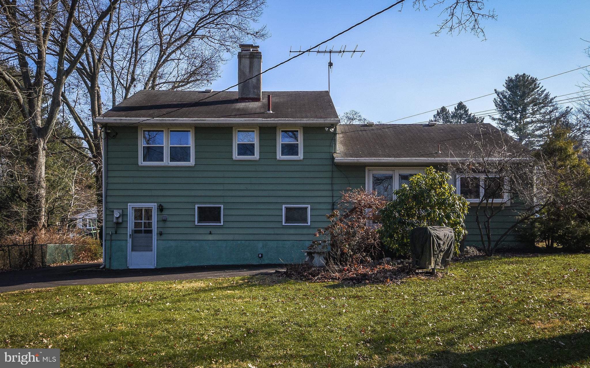 305 Suffolk Road Flourtown, PA 19031 - Photo 29 of 33 Back