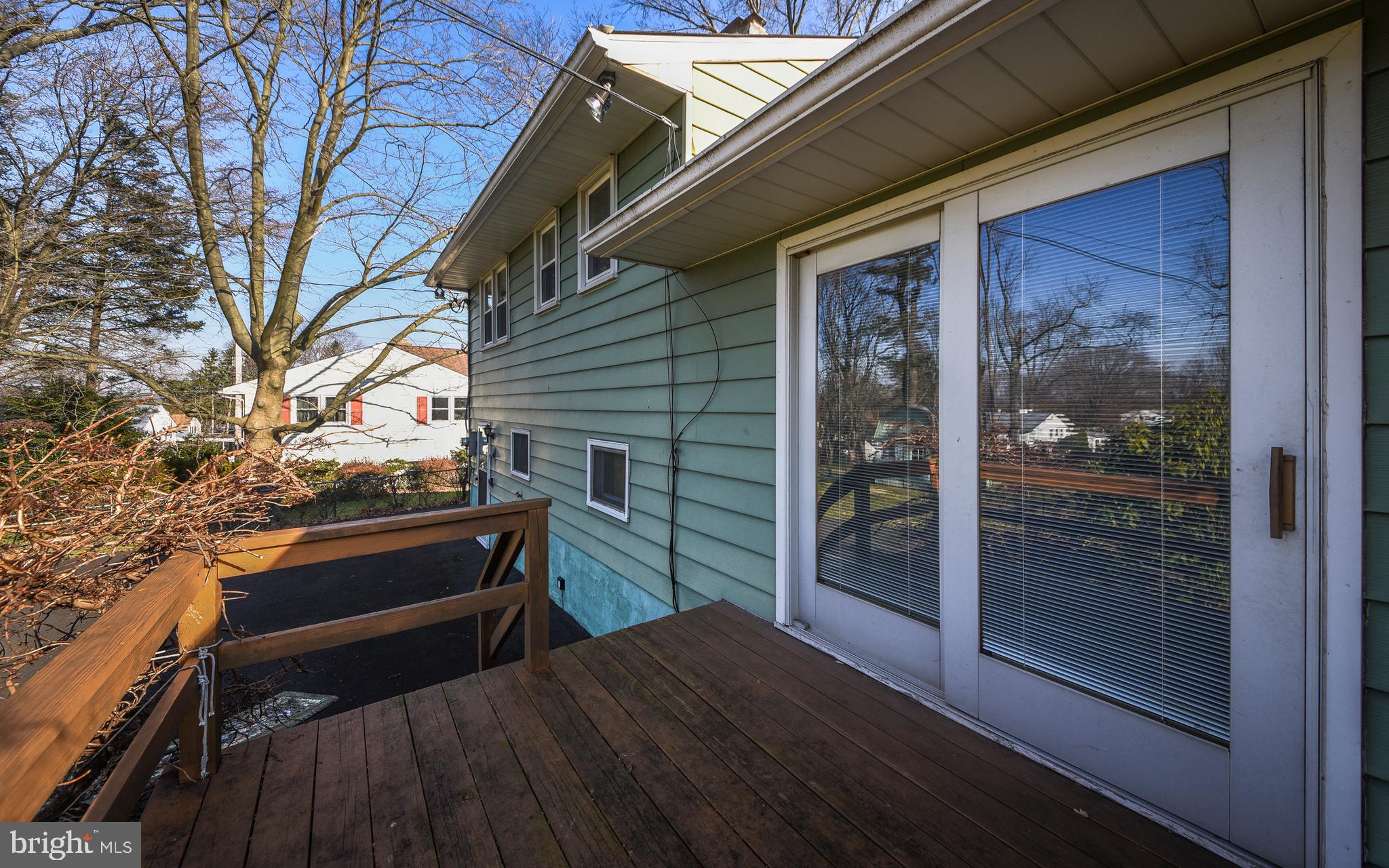305 Suffolk Road Flourtown, PA 19031 - Photo 32 of 33 Deck