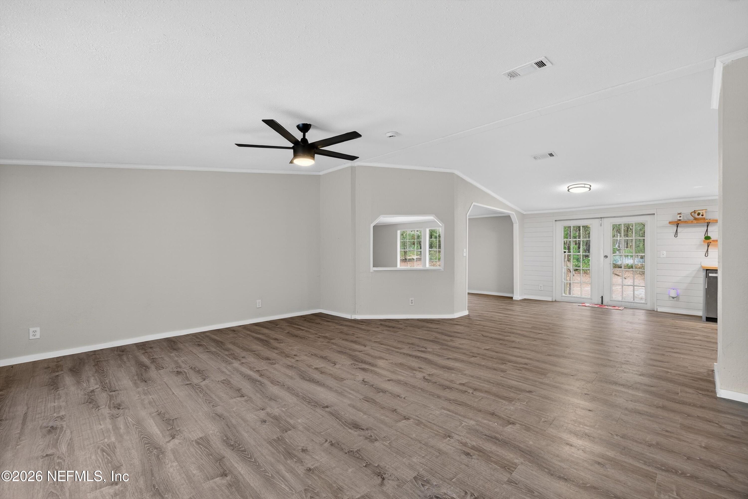 6928 Gilda Court Keystone Heights, FL 32656 - Photo 5 of 48 Living rm-6928 Gilda Ct-1