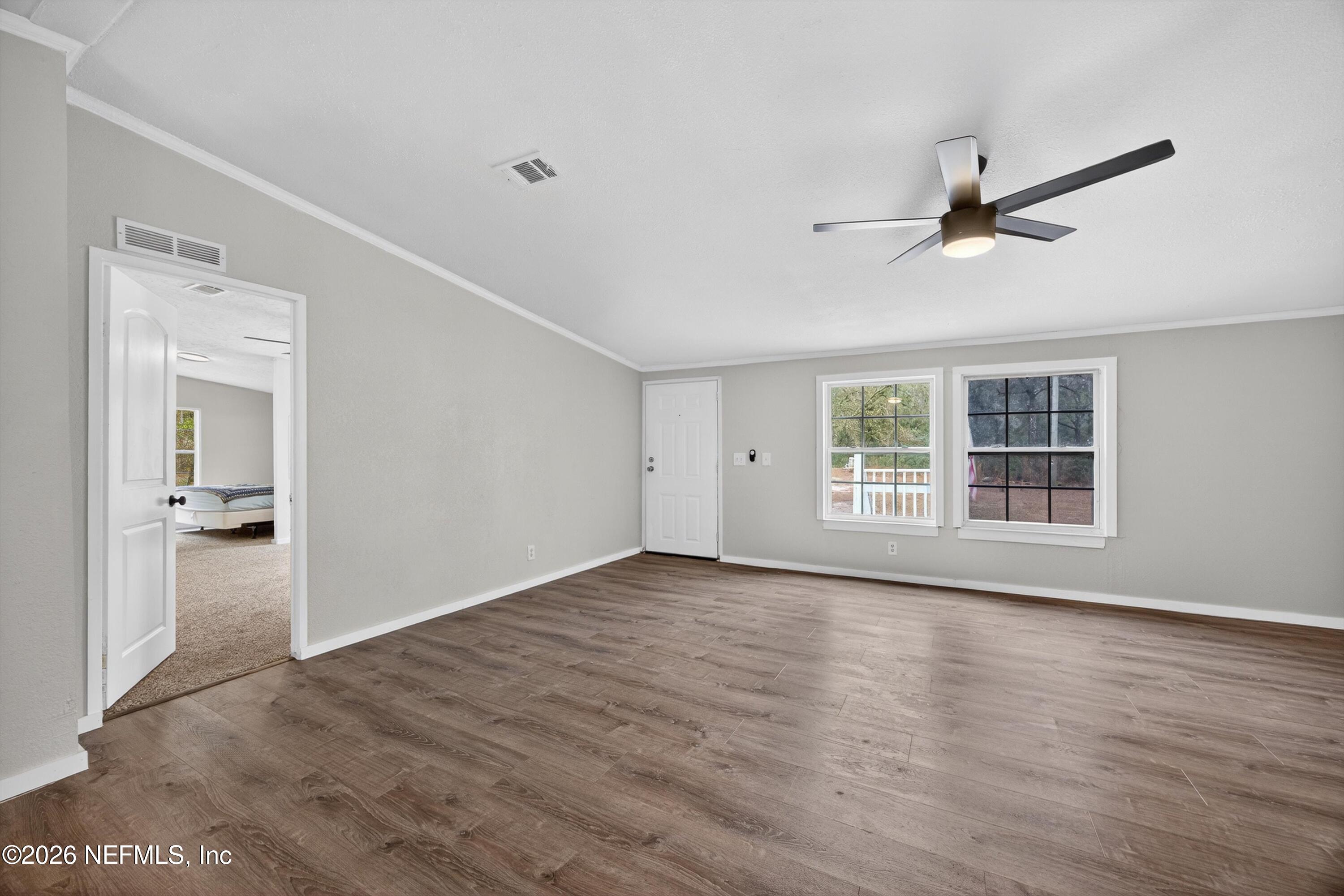 6928 Gilda Court Keystone Heights, FL 32656 - Photo 7 of 48 Living Room -6928 Gilda Ct-3