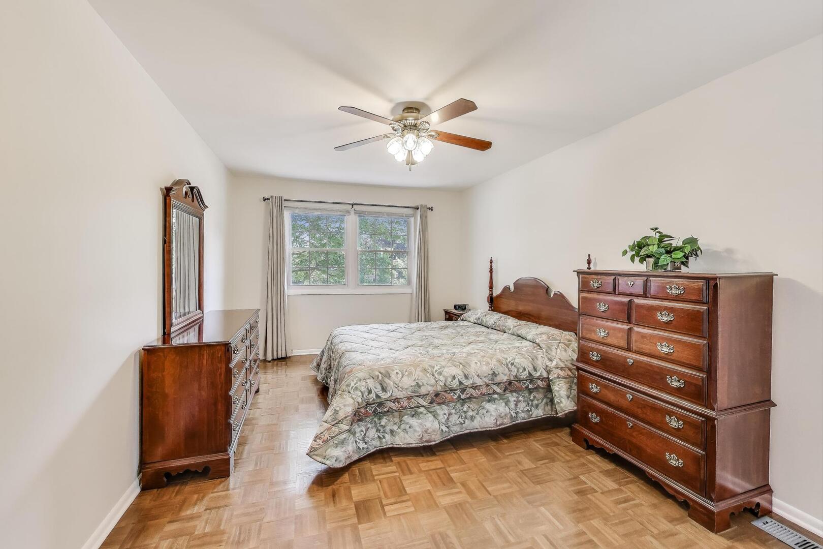 206 West Hintz Road Arlington Heights, IL 60004 - Photo 16 of 42