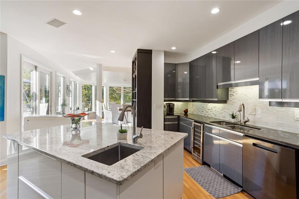 3906 Paces Ferry Road Northwest Atlanta, GA 30327 - Photo 13 of 60