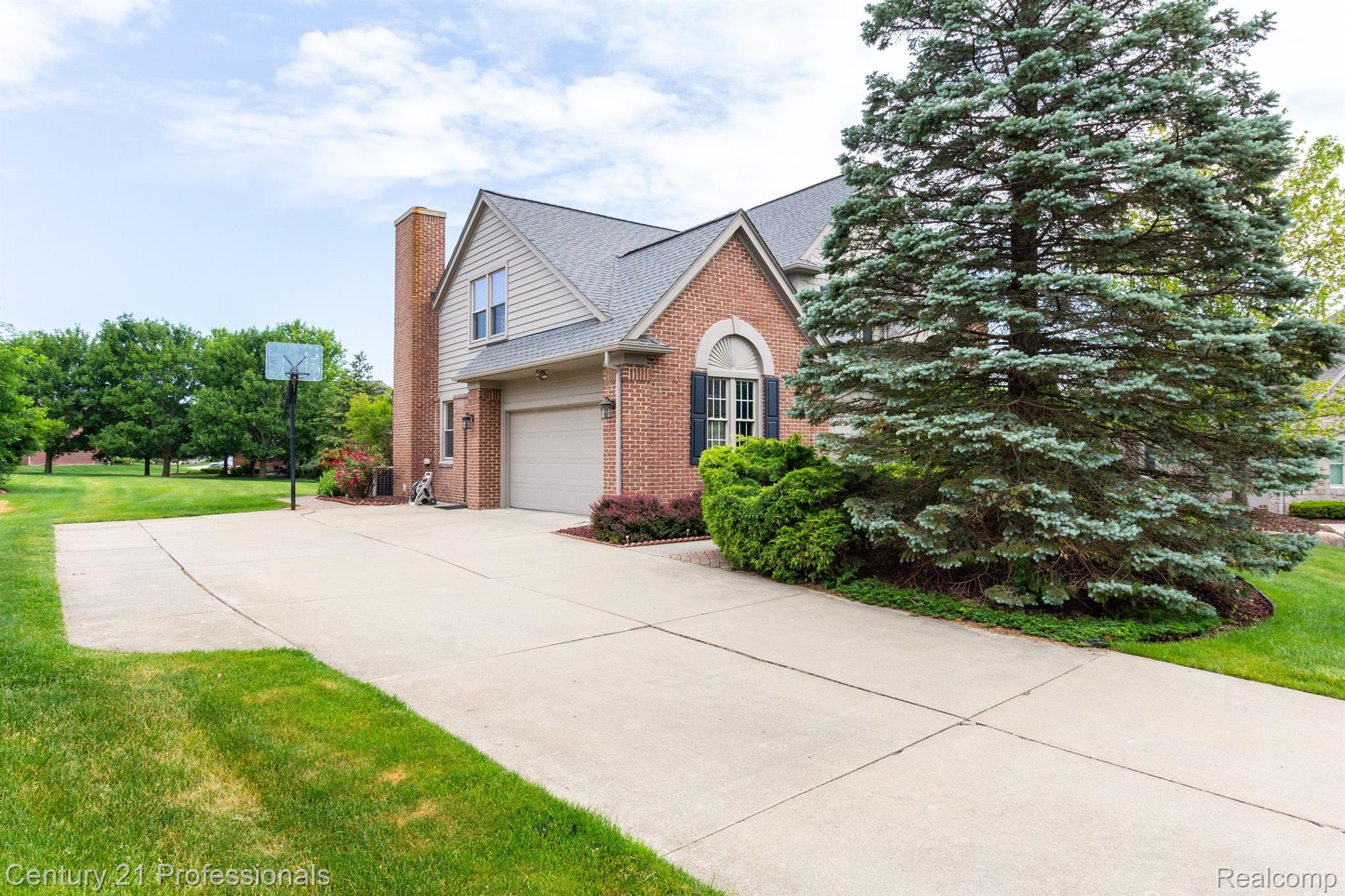 3456 Hidaway Rochester, MI 48306 - Photo 52 of 59 Gallery Image 52