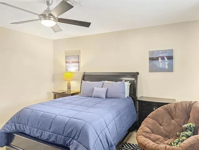 $9,000 | 280 Southeast 3rd Avenue, Pompano Beach, FL 33060