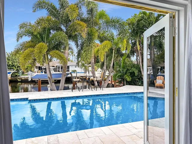 $9,000 | 280 Southeast 3rd Avenue, Pompano Beach, FL 33060