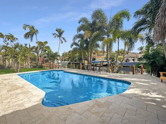 $9,000 | 280 Southeast 3rd Avenue, Pompano Beach, FL 33060