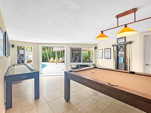 $9,000 | 280 Southeast 3rd Avenue, Pompano Beach, FL 33060