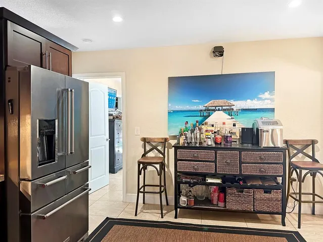 $9,000 | 280 Southeast 3rd Avenue, Pompano Beach, FL 33060