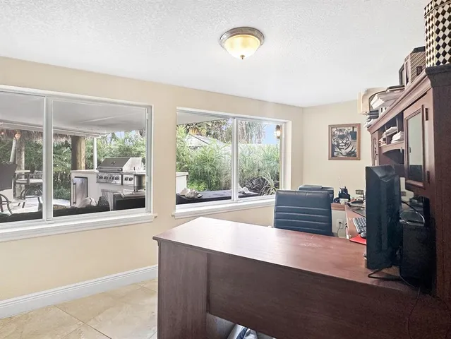 $9,000 | 280 Southeast 3rd Avenue, Pompano Beach, FL 33060