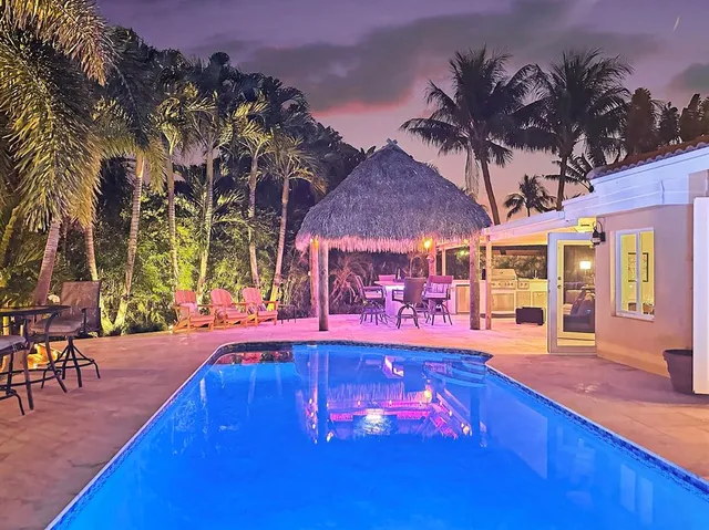 $9,000 | 280 Southeast 3rd Avenue, Pompano Beach, FL 33060