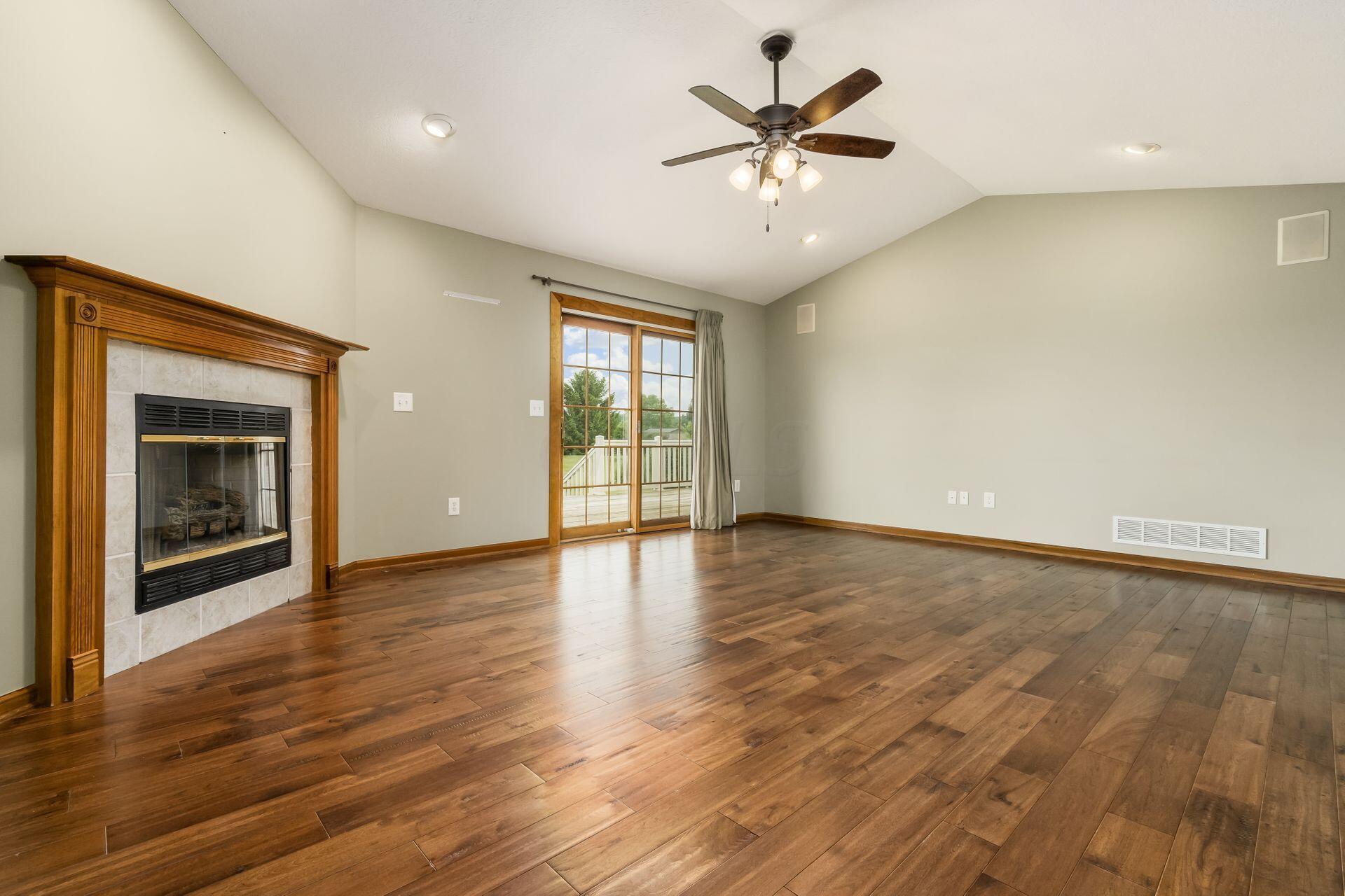 4465 Deeds Road Southwest Pataskala, OH 43062 - Photo 24 of 69 Great Room
