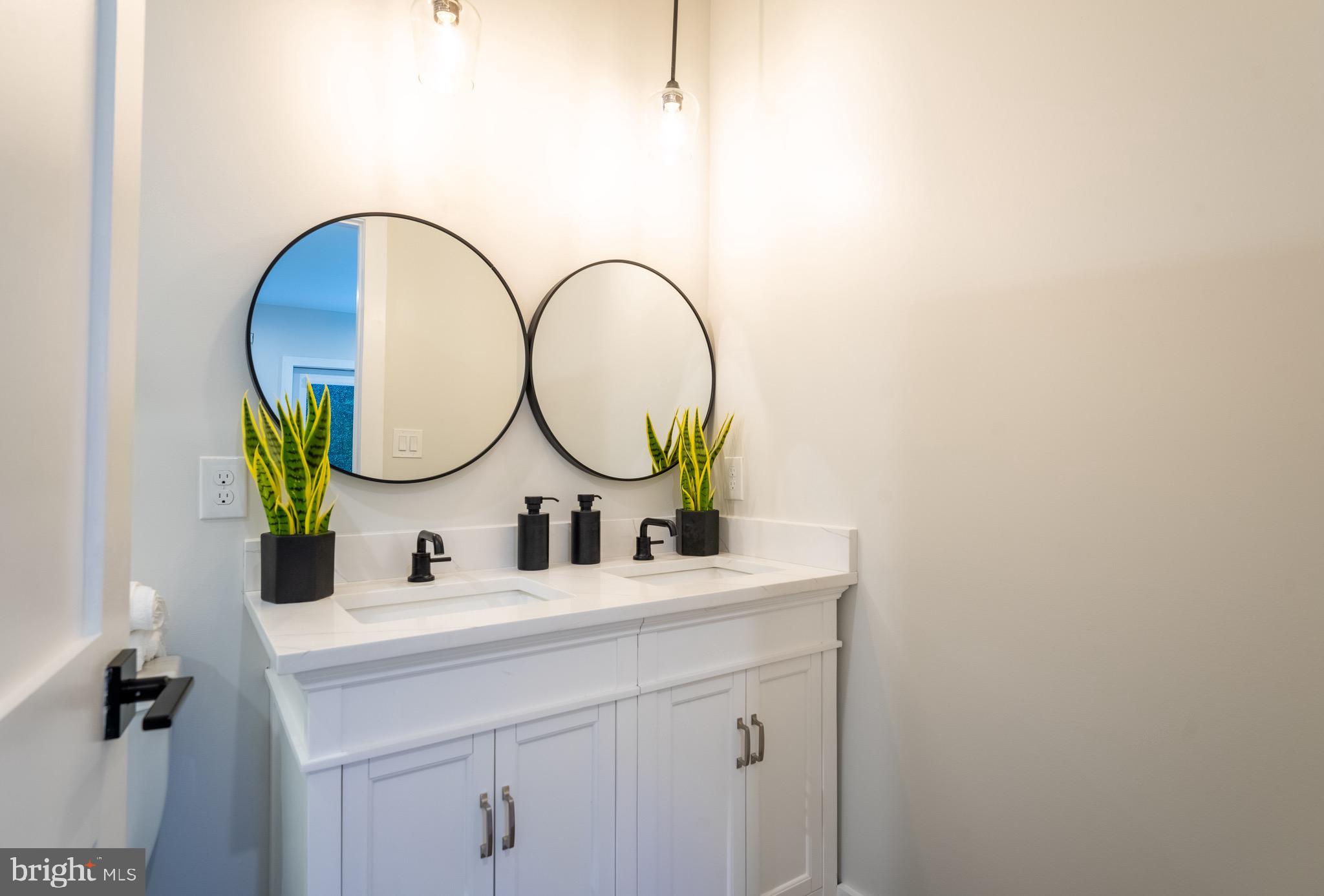751 Columbia Road Northwest, Unit 1 Washington, DC 20001 - Photo 33 of 44