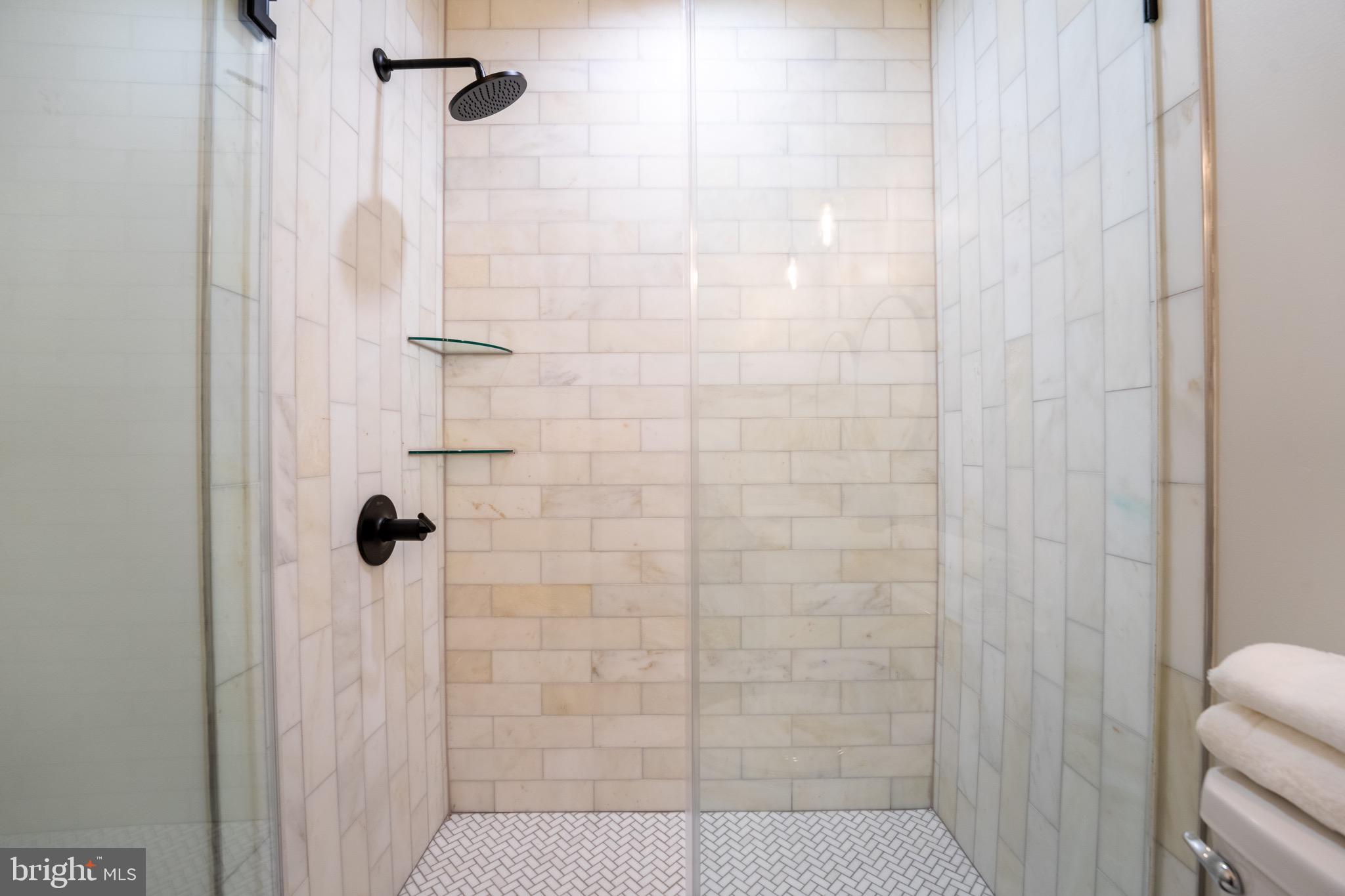 751 Columbia Road Northwest, Unit 1 Washington, DC 20001 - Photo 35 of 44