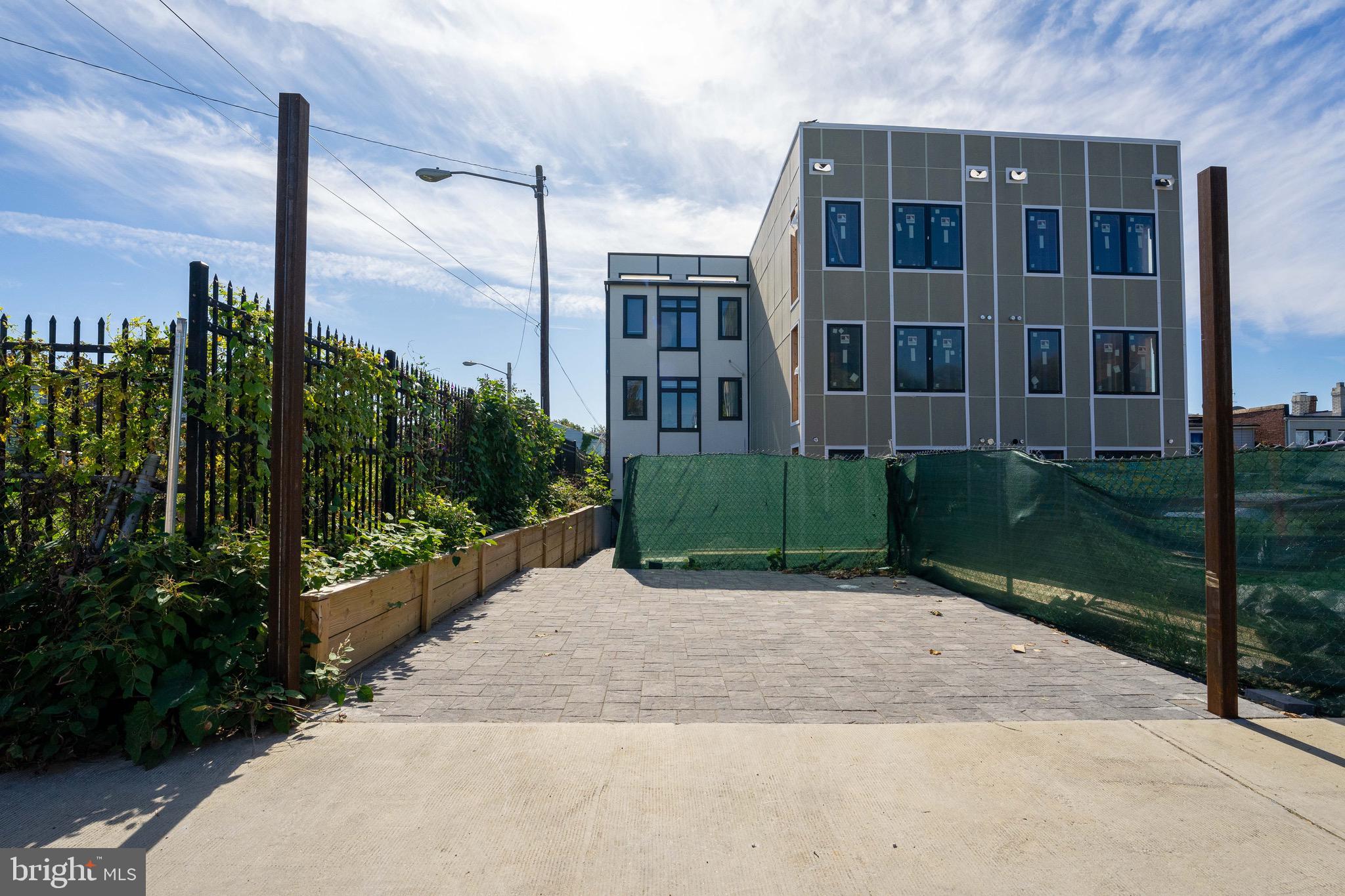 751 Columbia Road Northwest, Unit 1 Washington, DC 20001 - Photo 39 of 44