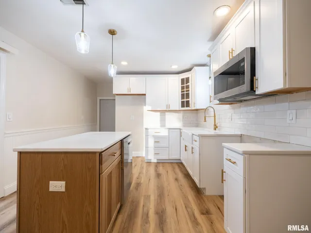 $229,900 | 4507 Greenlawn Court, Pekin, IL 61554