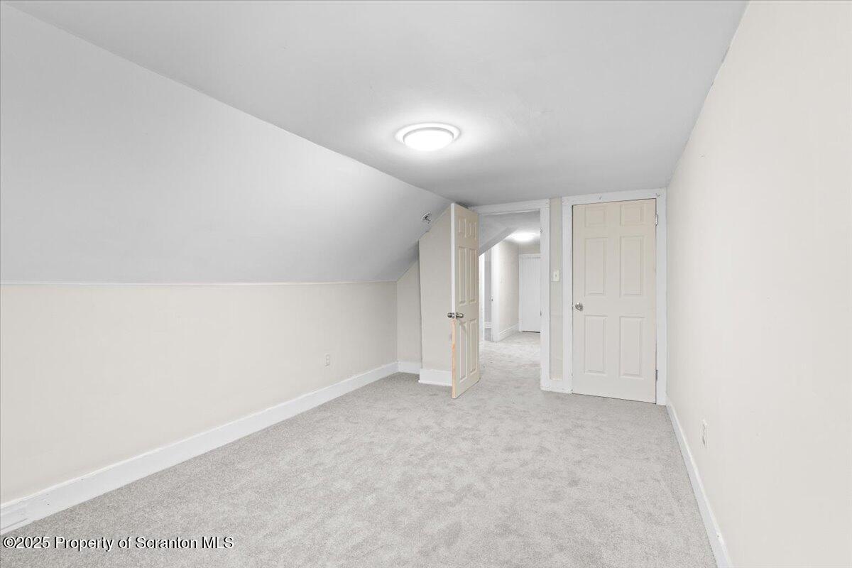 2515 North Main Avenue Scranton, PA 18508 - Photo 33 of 69 2513 Apt Two - Upstairs