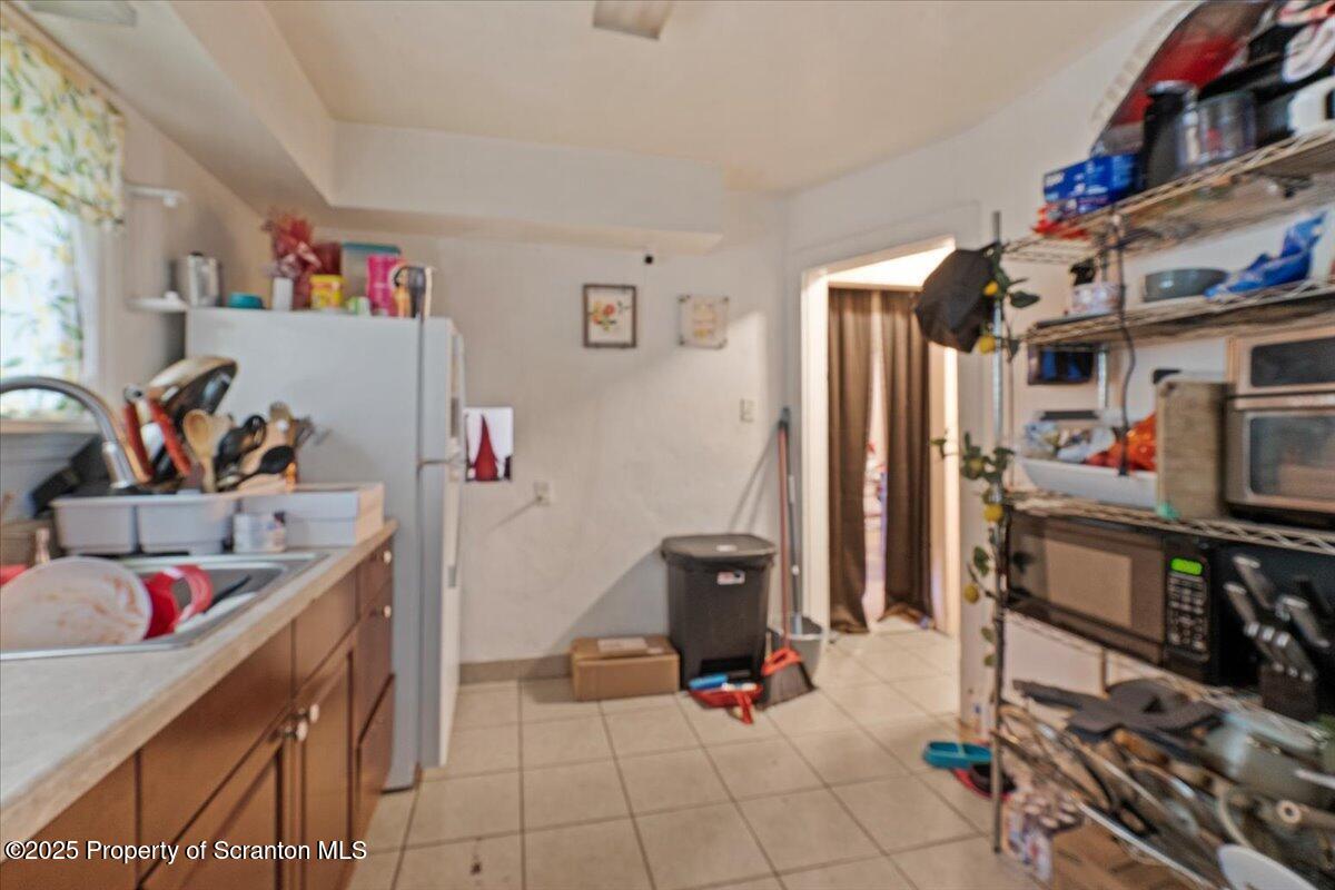 2515 North Main Avenue Scranton, PA 18508 - Photo 51 of 69 2515 Apt Two - Upstairs