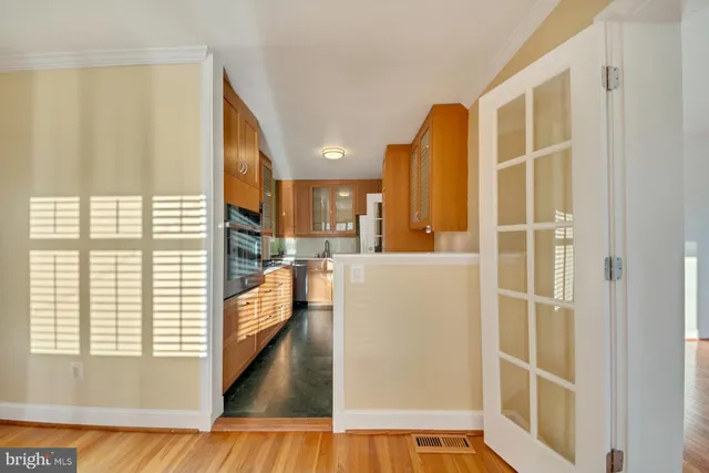 $3,500 | 5448 22nd Street North, Arlington, VA 22205