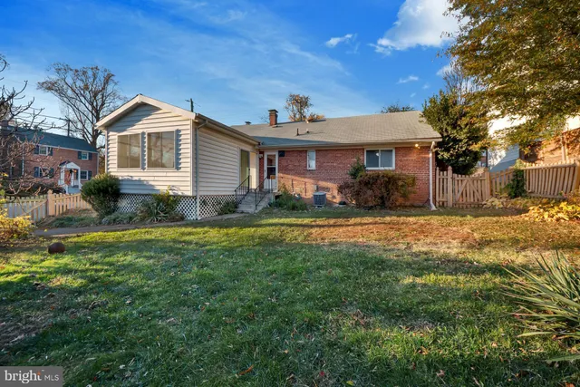 $3,500 | 5448 22nd Street North, Arlington, VA 22205