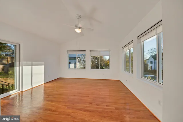 $3,500 | 5448 22nd Street North, Arlington, VA 22205