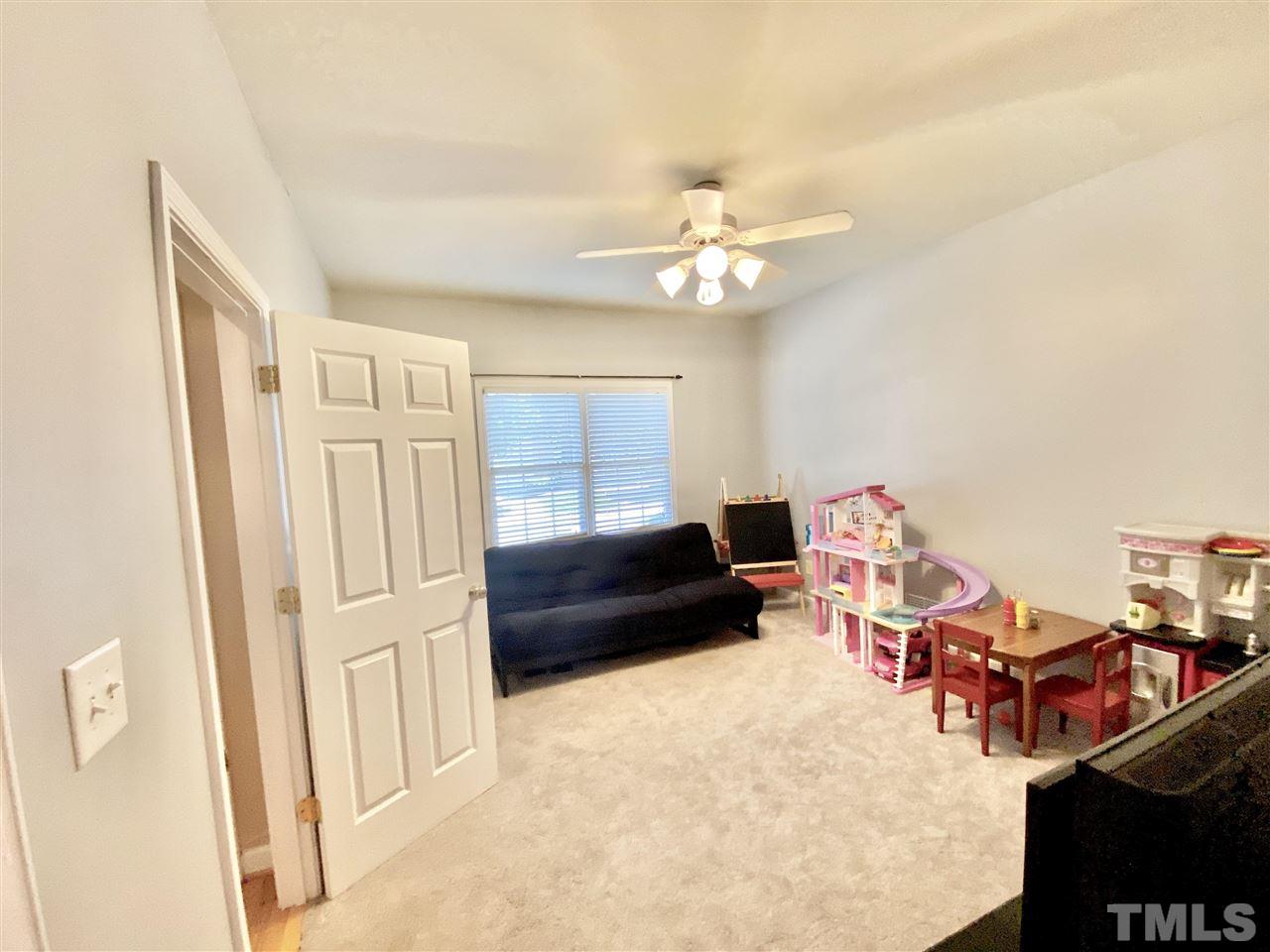 4548 Treerose Way Raleigh, NC 27606 - Photo 3 of 28 Gallery Image 3