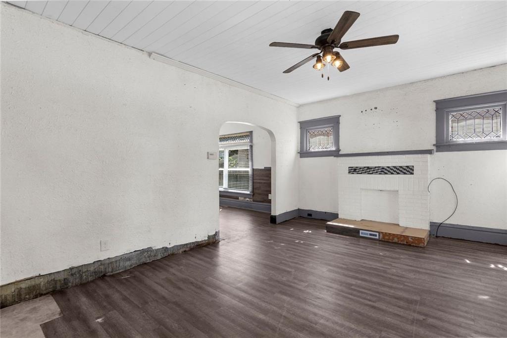 203 Baldwin Avenue Sharon, PA 16146 - Photo 9 of 27 a view of workspace with wooden floor