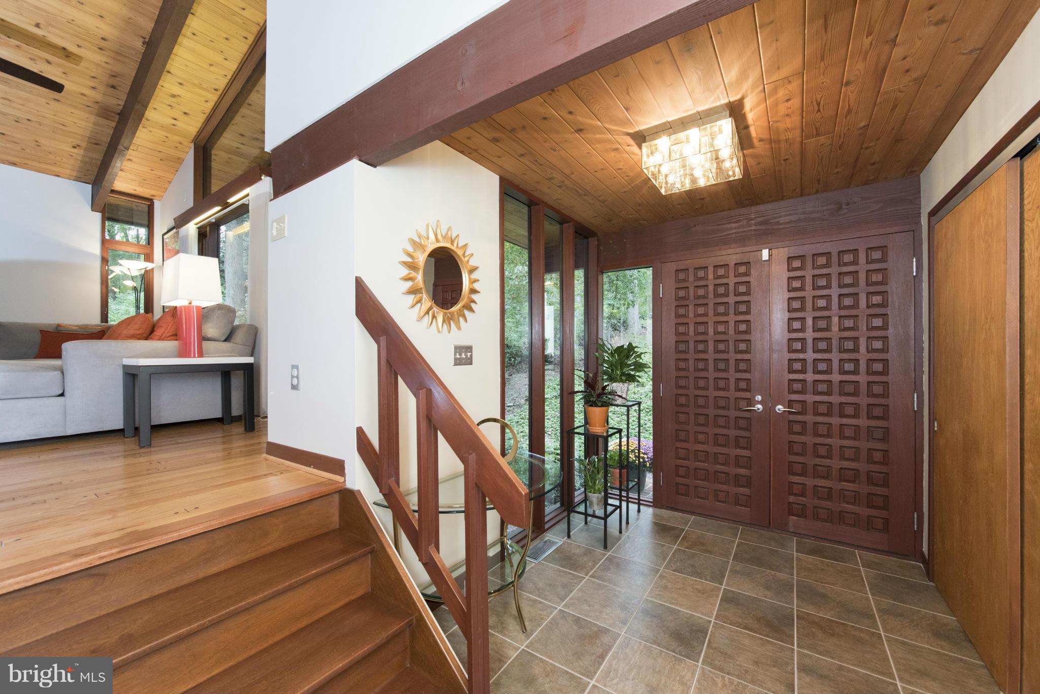 6016 Fork Woods Road Baldwin, MD 21013 - Photo 3 of 30 Foyer