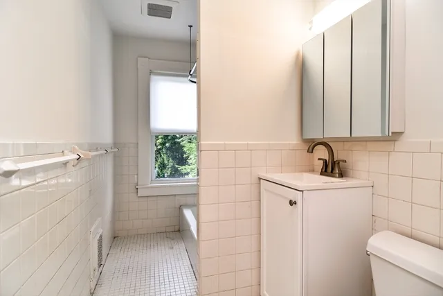 $3,500 | 76 Walnut Street, Unit 76, Natick, MA 01760