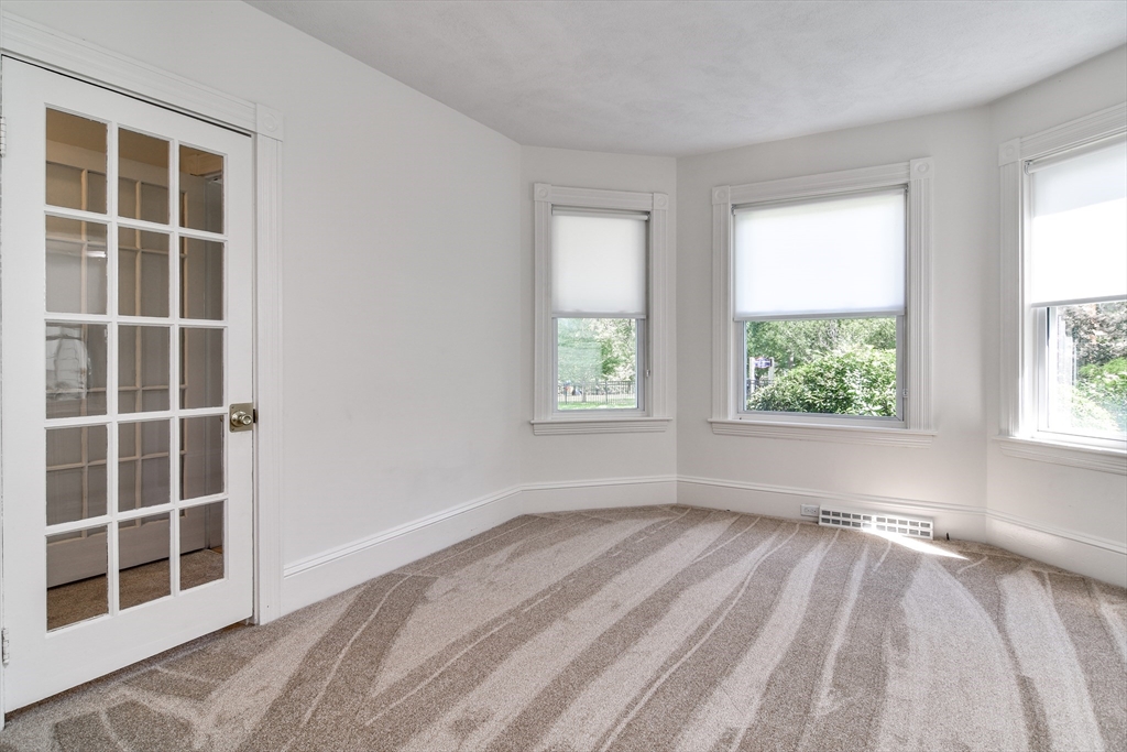 76 Walnut Street, Unit 76 Natick, MA 01760 - Photo 5 of 23