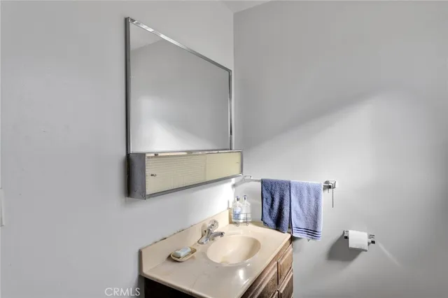 $969,000 | 10099 Highland Avenue, Lucerne Valley, CA 92356