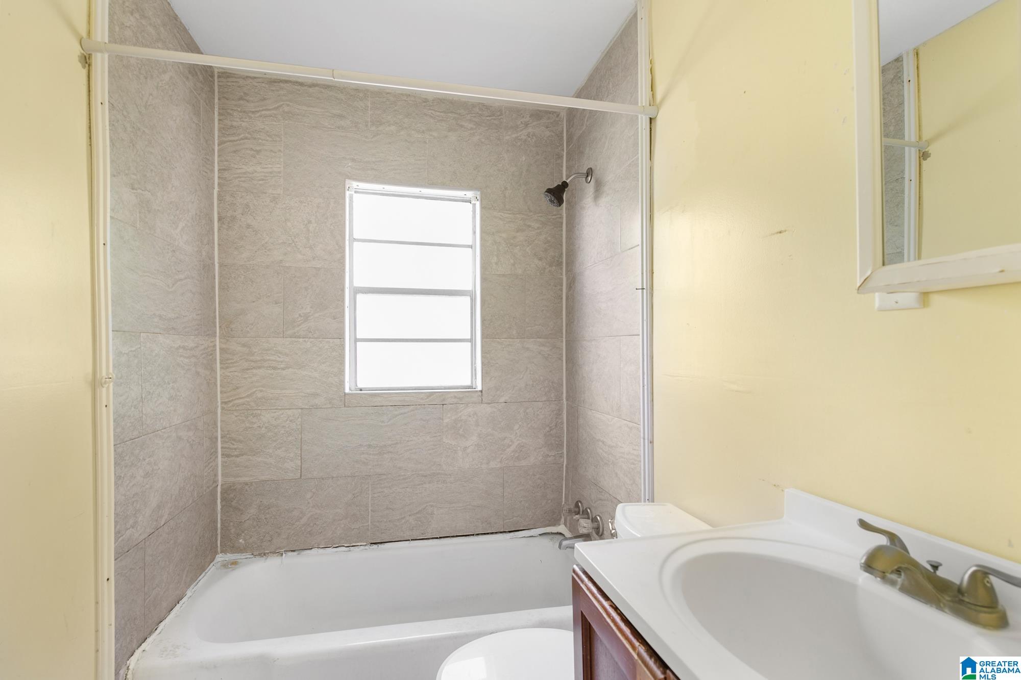 2324 Treadwell Road Birmingham, AL 35217 - Photo 11 of 20