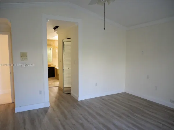 $4,000 | 15251 12th Boulevard, Unit 15251, Pembroke Pines, FL 33027