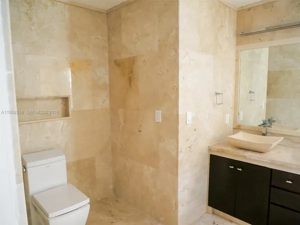 $4,000 | 15251 12th Boulevard, Unit 15251, Pembroke Pines, FL 33027