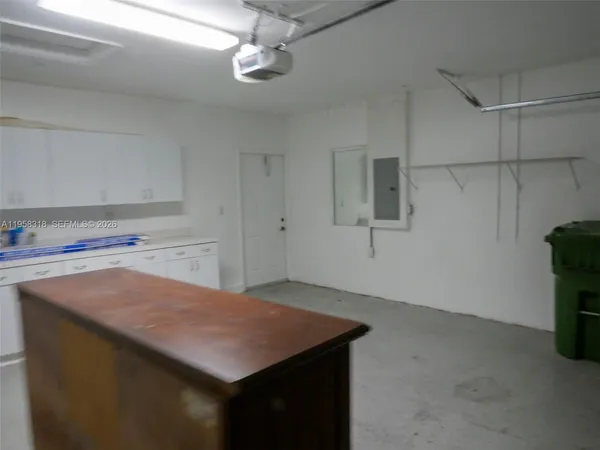 $4,000 | 15251 12th Boulevard, Unit 15251, Pembroke Pines, FL 33027