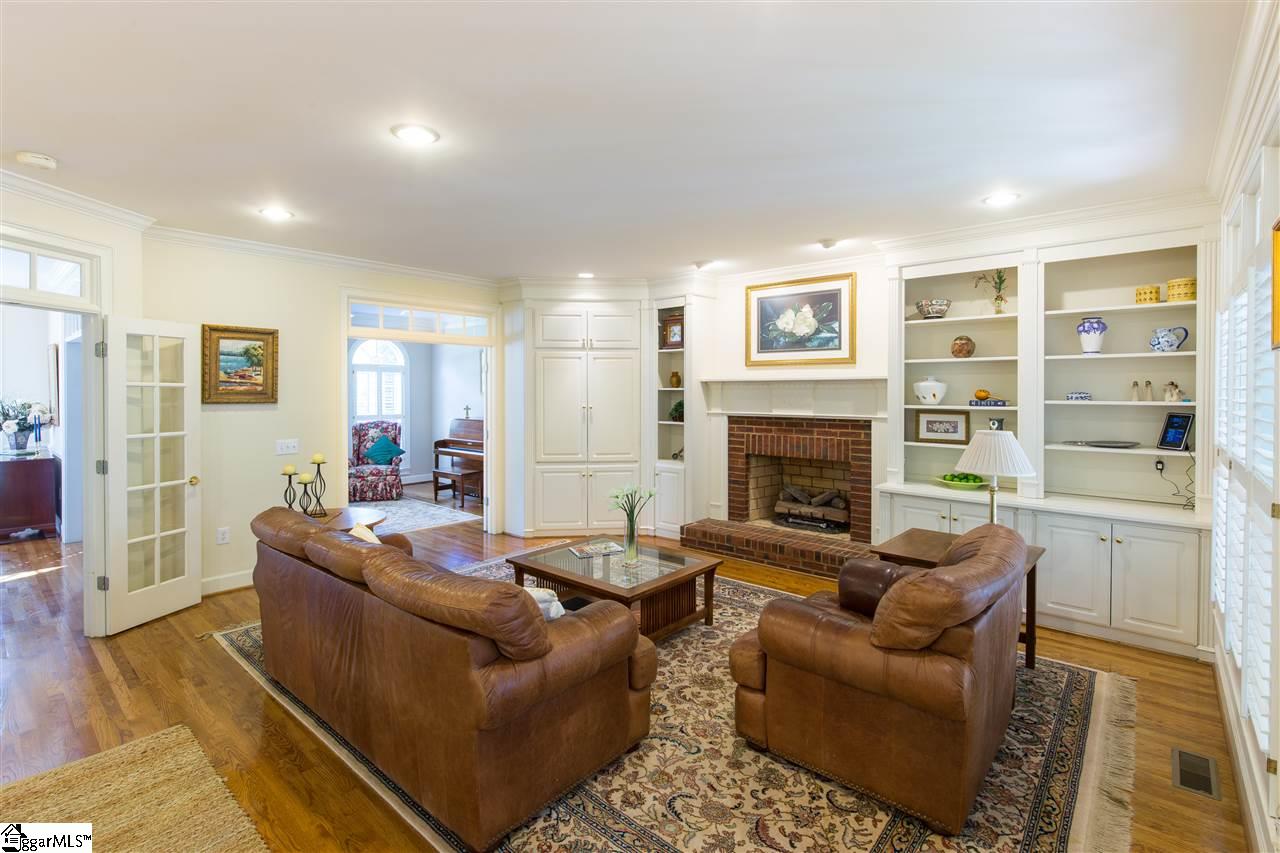5 Springhaven Court Simpsonville, SC 29681 - Photo 3 of 36 Gallery Image 3